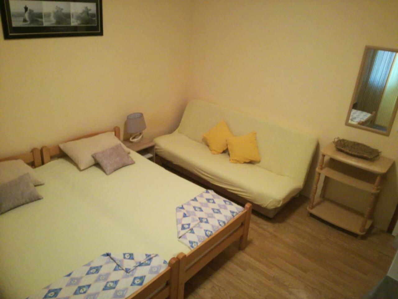 Apartman Romana 1 *